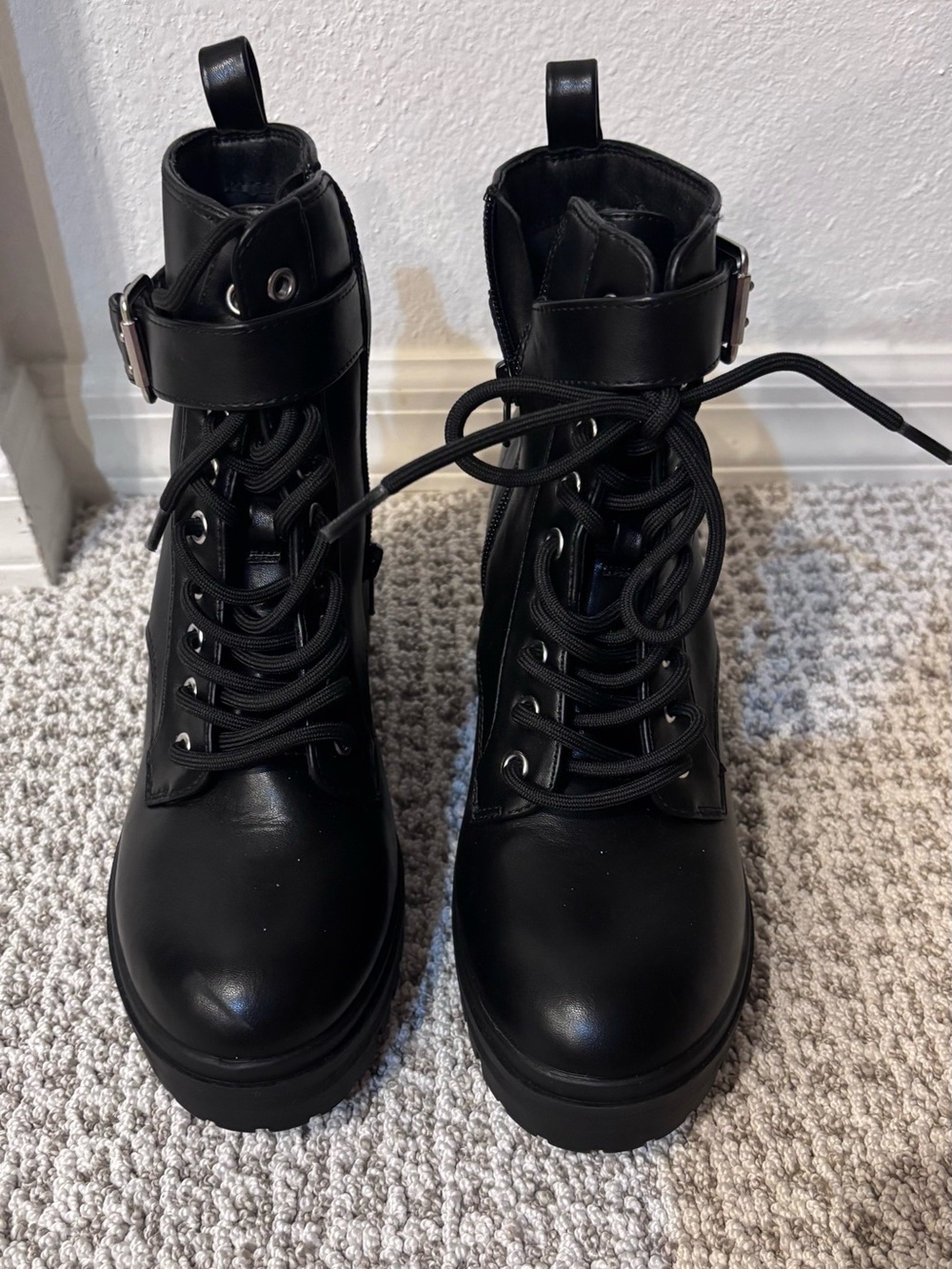 No Boundaries Jet Black Ankle Boots Size 8 Women’s